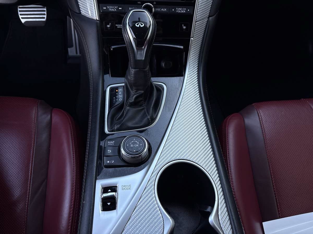 Used 2018 INFINITI Q60 Red Sport 400 w/ Sensory Package 3.0T Sport RWD image 27