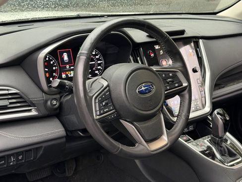 Used 2024 Subaru Outback Touring XT AWD/4WD image 17