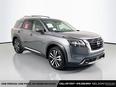 Certified 2024 Nissan Pathfinder Platinum w/ Cargo Package image 3
