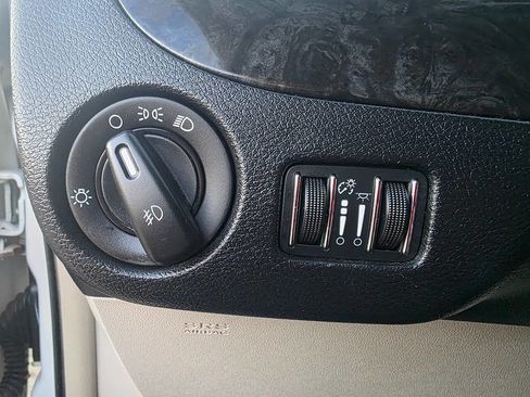 Used 2012 Dodge Grand Caravan Crew image 46