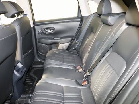 Used 2023 Honda HR-V EX-L image 23