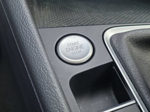 Used 2022 Volkswagen Jetta SE FWD image 23