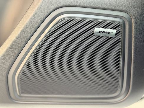 New 2026 Porsche Macan S image 18