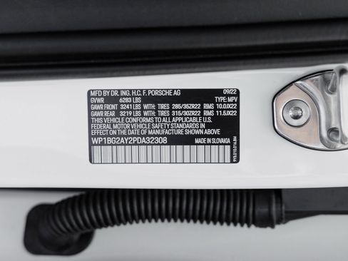 Used 2023 Porsche Cayenne GTS image 37
