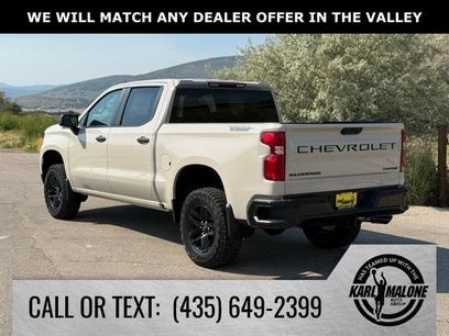 New 2026 Chevrolet Silverado 1500 Custom Trail Boss w/ Dark Appearance Package