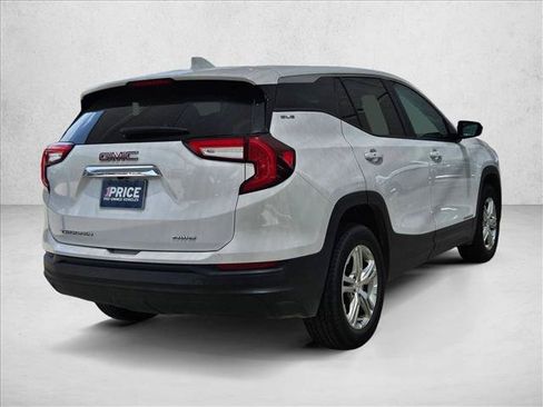 Used 2024 GMC Terrain SLE AWD/4WD image 5