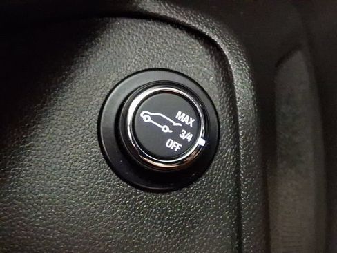 Used 2024 Chevrolet TrailBlazer RS w/ Convenience Package AWD/4WD image 25