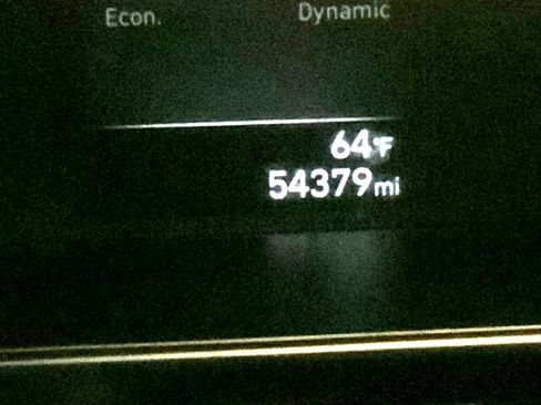 Used 2023 Hyundai Elantra SEL image 25