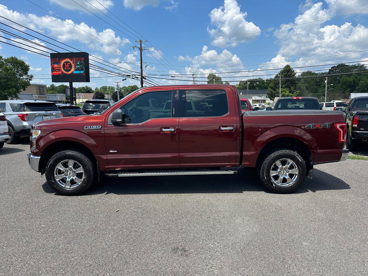 Used 2016 Ford F150 XLT w/ Equipment Group 301A Mid AWD/4WD image 8