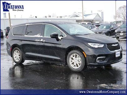 Certified 2024 Chrysler Pacifica Touring-L