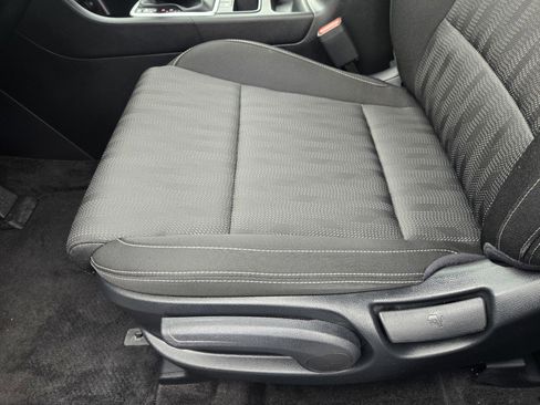 Used 2022 Kia Sportage LX image 17