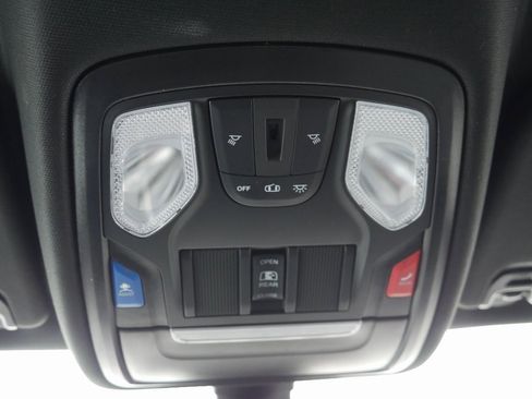 Used 2023 RAM 1500 Big Horn image 20