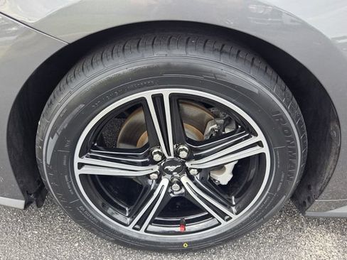 Certified 2024 Ford Mustang Coupe RWD image 17