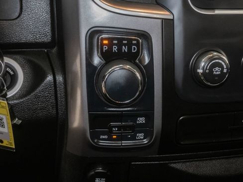 Used 2024 RAM 1500 Classic SLT AWD/4WD image 16