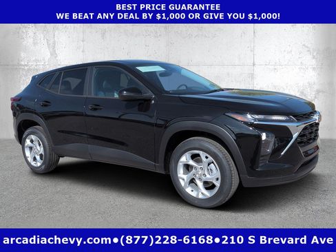 New 2026 Chevrolet Trax LS w/ LS Convenience Package FWD image 1