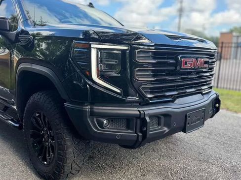 Used 2023 GMC Sierra 1500 AT4X AWD/4WD image 13