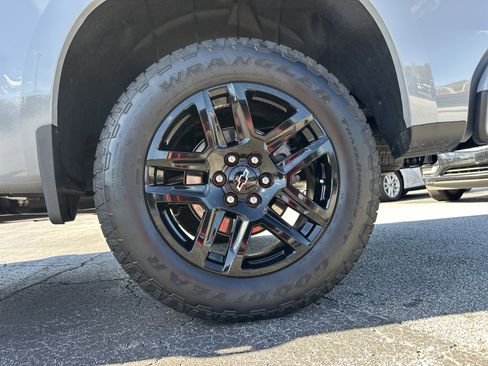 Certified 2025 Chevrolet Silverado 1500 Custom w/ Turbomax Blackout Package image 20