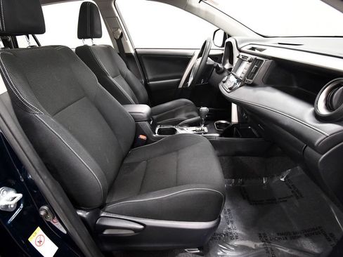 Used 2018 Toyota RAV4 XLE w/ Plus Extra Value Package AWD/4WD image 18