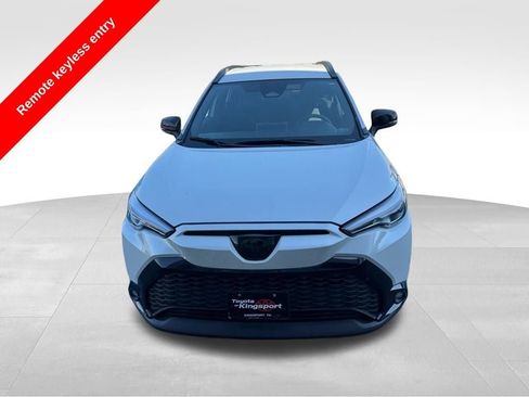 Used 2025 Toyota Corolla Cross AWD Hybrid image 5