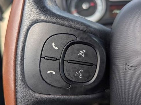 Used 2014 FIAT 500L Trekking w/ Popular Equipment Group image 24