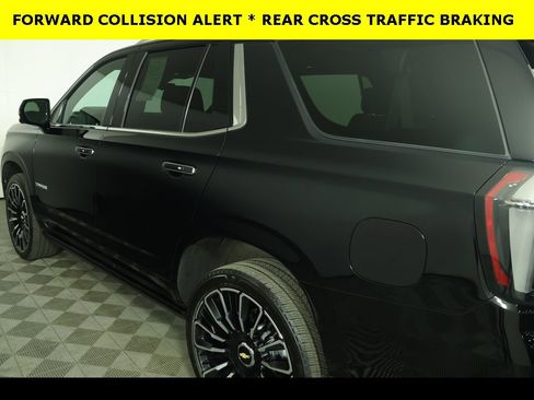 Used 2025 Chevrolet Tahoe High Country image 16