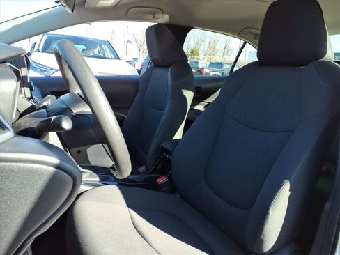 Certified 2022 Toyota Corolla LE image 11