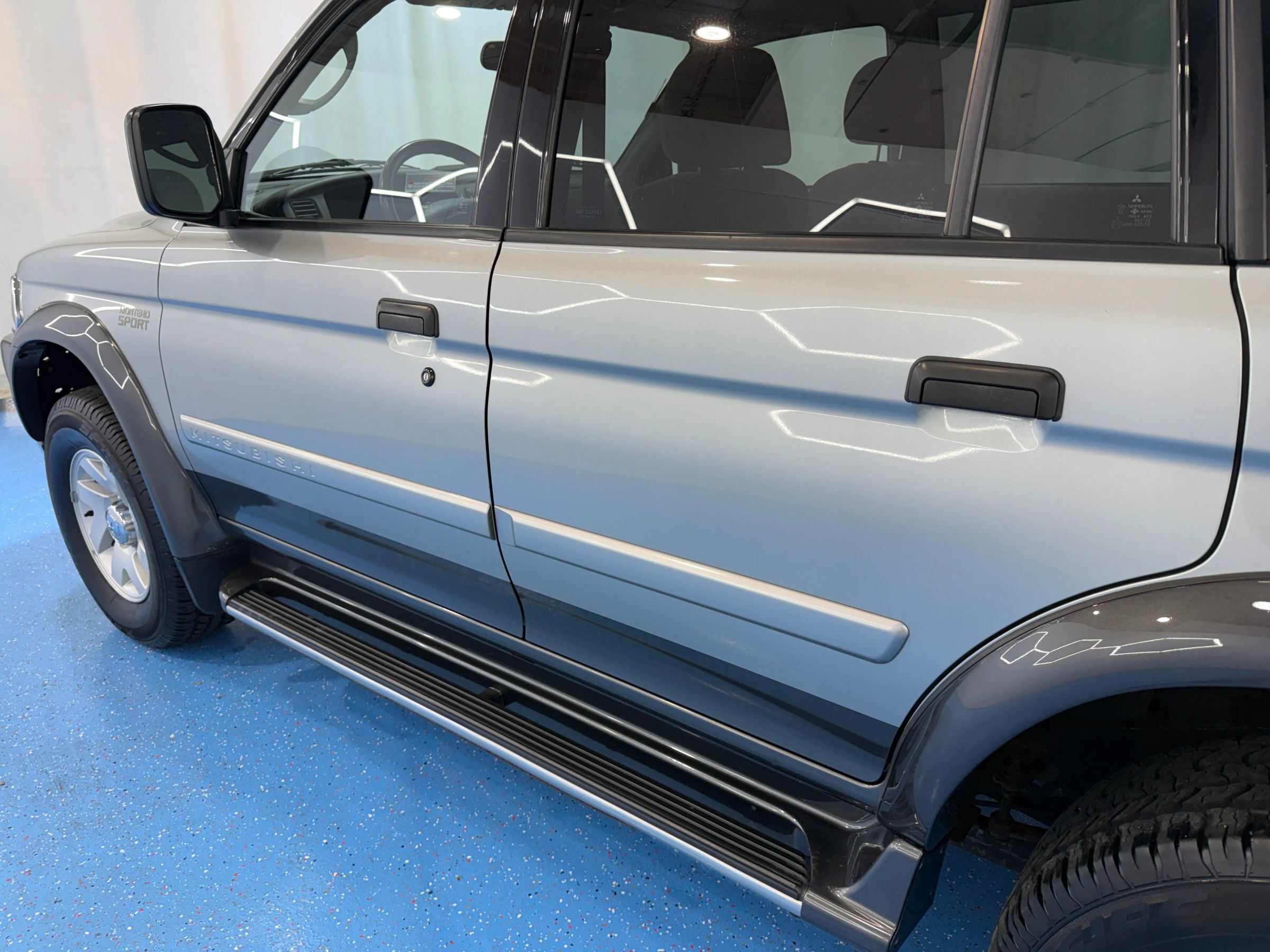 Used 2000 Mitsubishi Montero Sport XLS AWD/4WD image 11