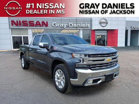 Used 2021 Chevrolet Silverado 1500 LTZ w/ Z71 Off-Road Package image 1