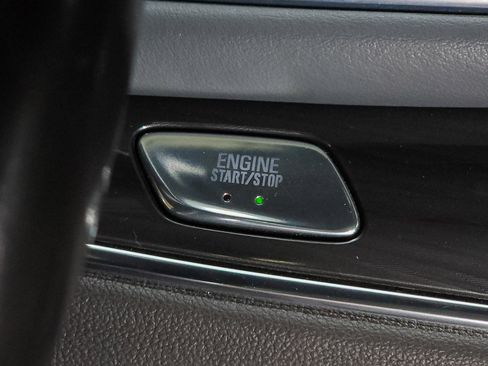 Used 2022 Buick Enclave Essence w/ Experience Buick Package image 31