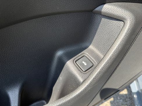 Used 2022 Honda Accord Sport image 25