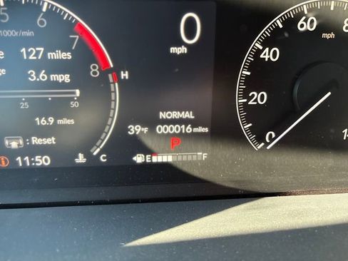 New 2025 Honda Ridgeline TrailSport+ image 16