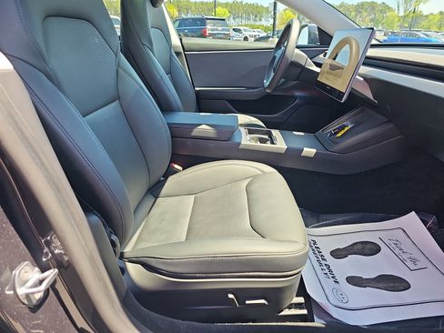 Used 2024 Tesla Model 3 Standard Range image 10