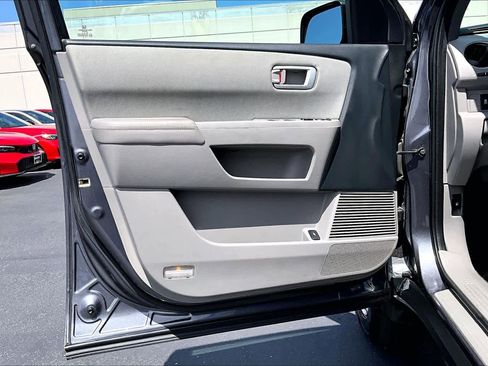 Used 2015 Honda Pilot EX image 25