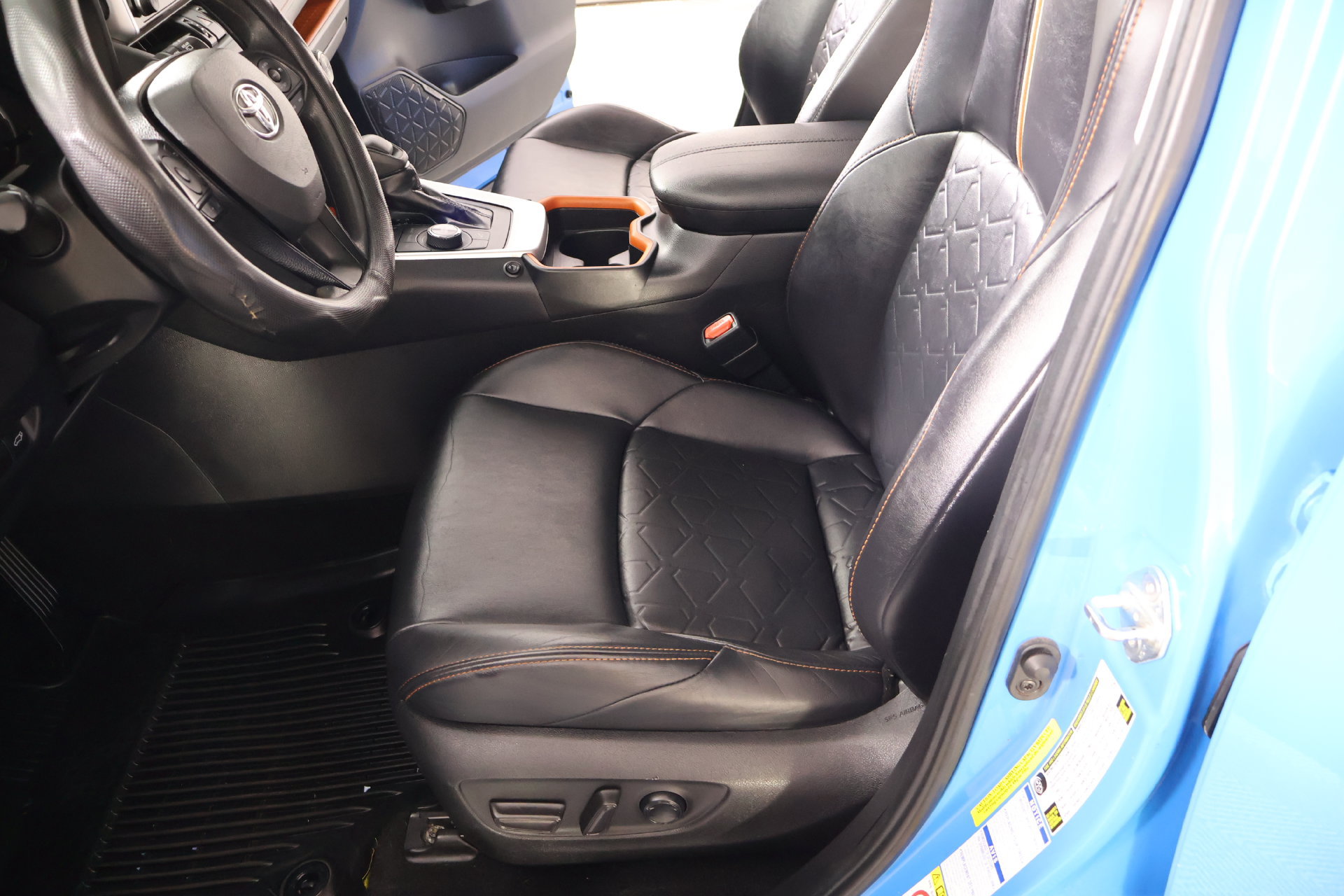 Used 2019 Toyota RAV4 Adventure w/ Advanced Technology Package AWD/4WD image 12