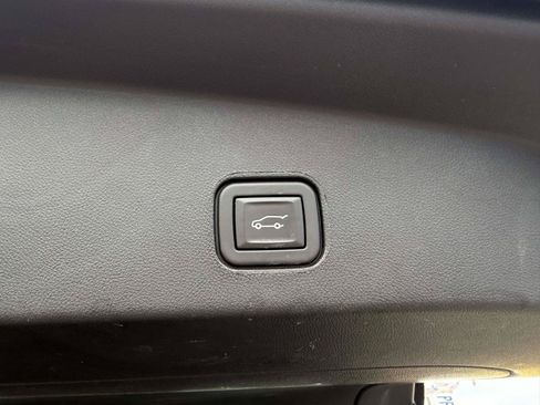 Used 2024 Cadillac Lyriq Tech w/ LPO, Floor Liner Package AWD/4WD image 9