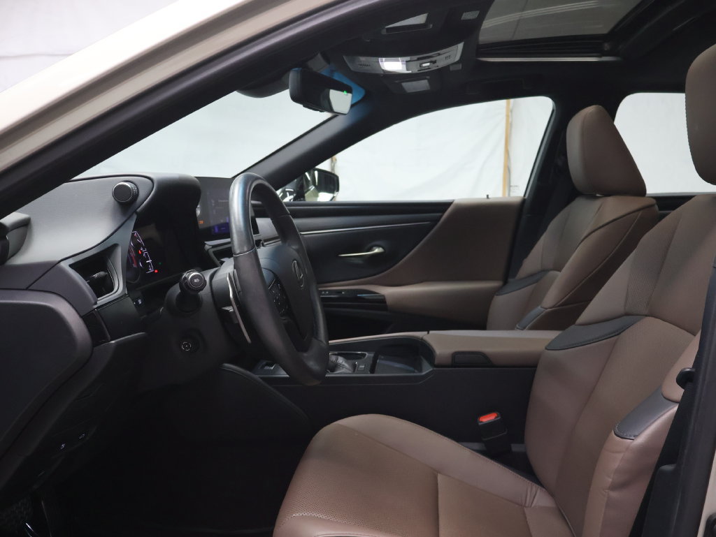 Used 2023 Lexus ES 350 w/ Premium Package FWD image 15