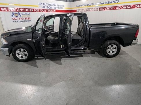 Used 2019 RAM 1500 Classic SLT image 12