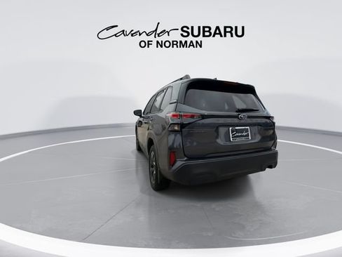 Used 2026 Subaru Forester Premium AWD/4WD image 7