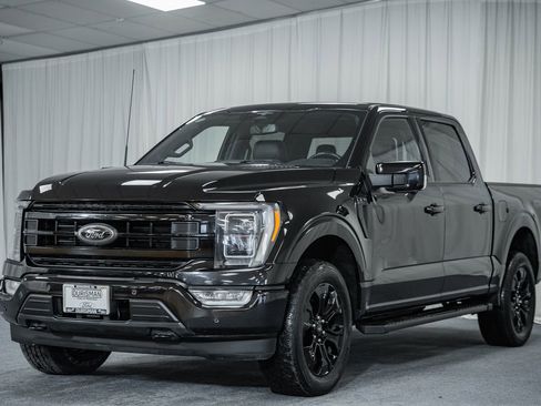 Used 2023 Ford F150 Lariat w/ Equipment Group 502A High image 3