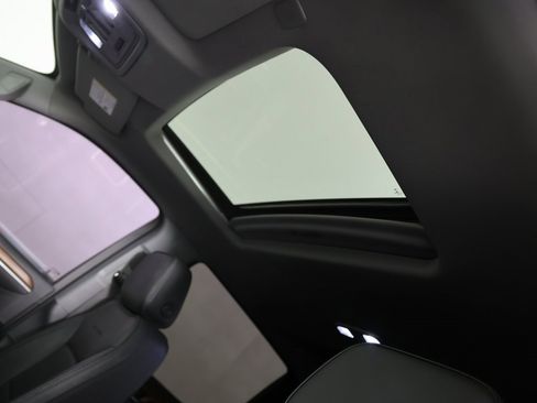 Used 2022 GMC Sierra 1500 Denali w/ Denali Reserve Package image 6