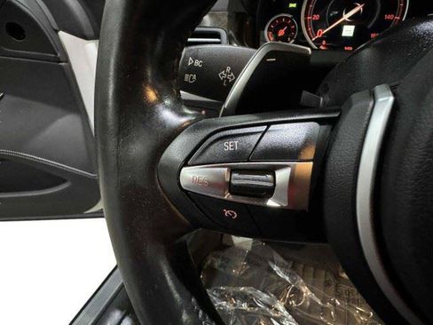 Used 2017 BMW 650i xDrive Convertible AWD/4WD image 45