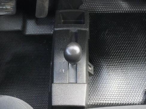 Used 2010 GMC Sierra 2500 W/T w/ Work Truck Preferred Package image 12