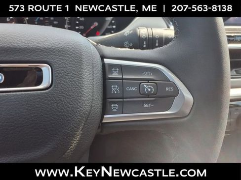 New 2025 Jeep Compass Limited w/ Sun & Sound Group AWD/4WD image 10