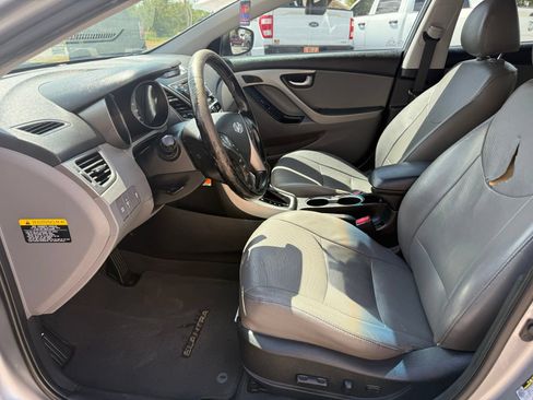 Used 2015 Hyundai Elantra Limited FWD image 12