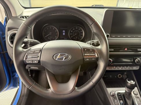 Used 2022 Hyundai Kona SEL w/ Convenience Package FWD image 11