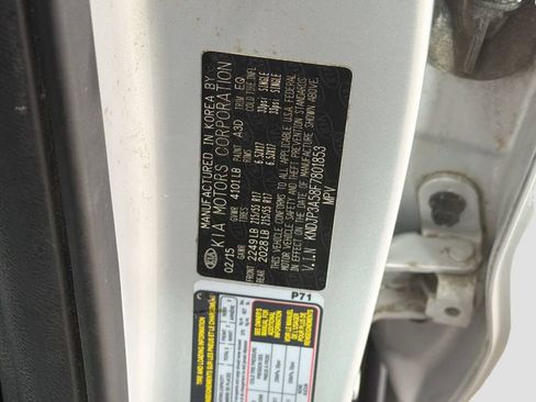Used 2015 Kia Soul + FWD image 30