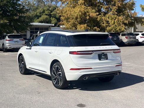 New 2026 Lincoln Corsair Grand Touring image 3