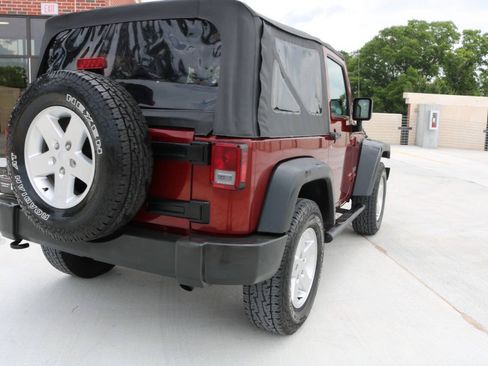Used 2010 Jeep Wrangler Rubicon w/ PWR Convenience Group AWD/4WD image 50