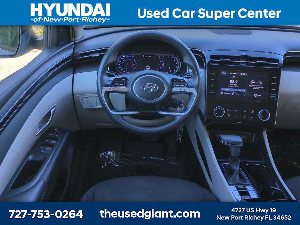 Used 2023 Hyundai Tucson SE AWD/4WD image 16