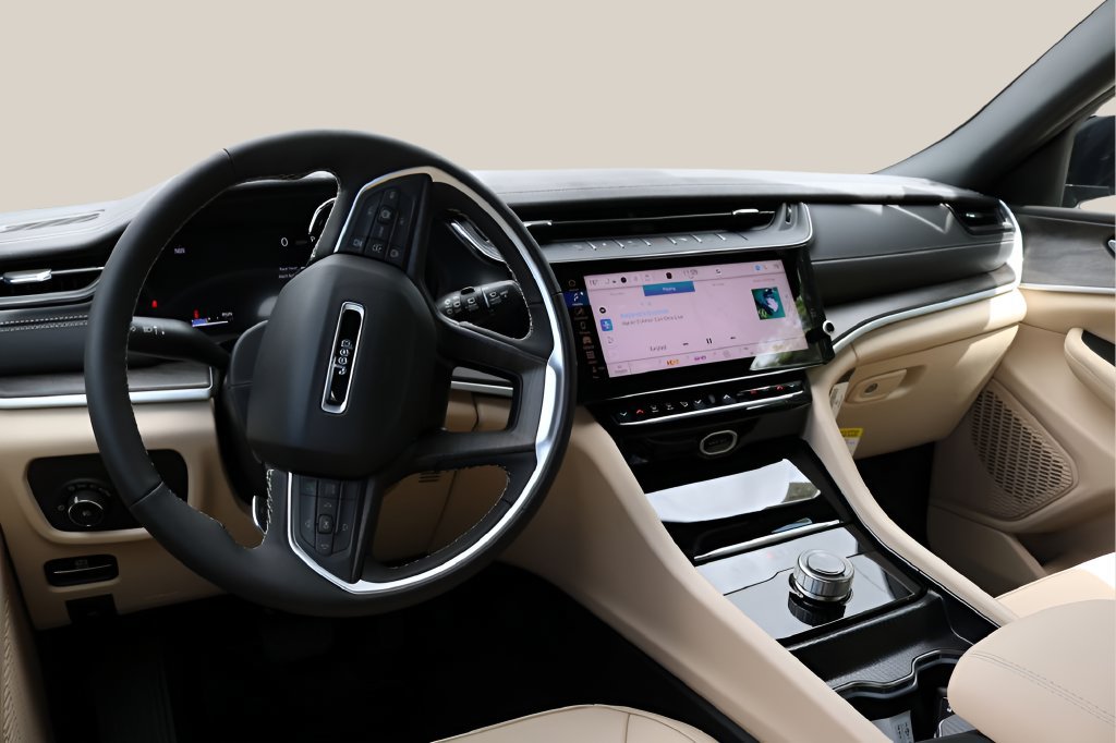 New 2026 Jeep Grand Cherokee Limited RWD image 13